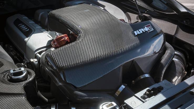 Alpha 10 Audi R8 drive review: speeding bullet