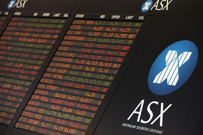 Australian banking stocks tumble after ANZ capital raising