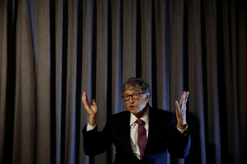 Bill Gates, on China trip, lauds free trade - and futuristic toilets