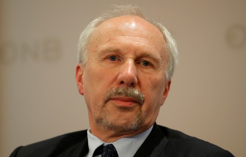 ECB's Nowotny concerned by Italy but sees no 'actual crisis': paper