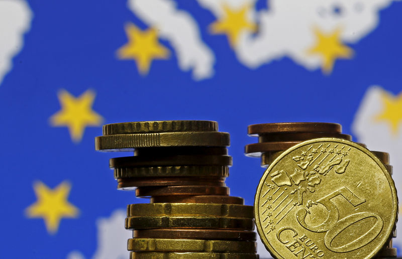 EU finance ministers to discuss setting up a euro zone budget
