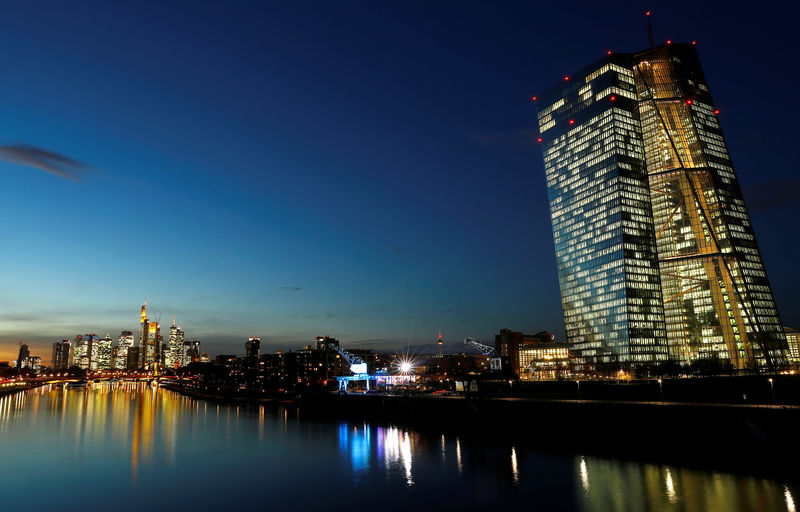 Euro zone banks' days to be numbered in new ECB bank-run simulation