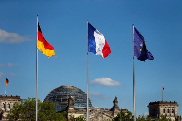 Germany, France push for easier debt restructuring in euro zone