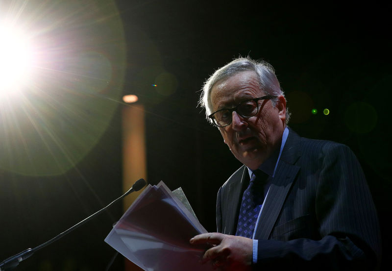 Juncker rejects gripes that EU blocks mergers