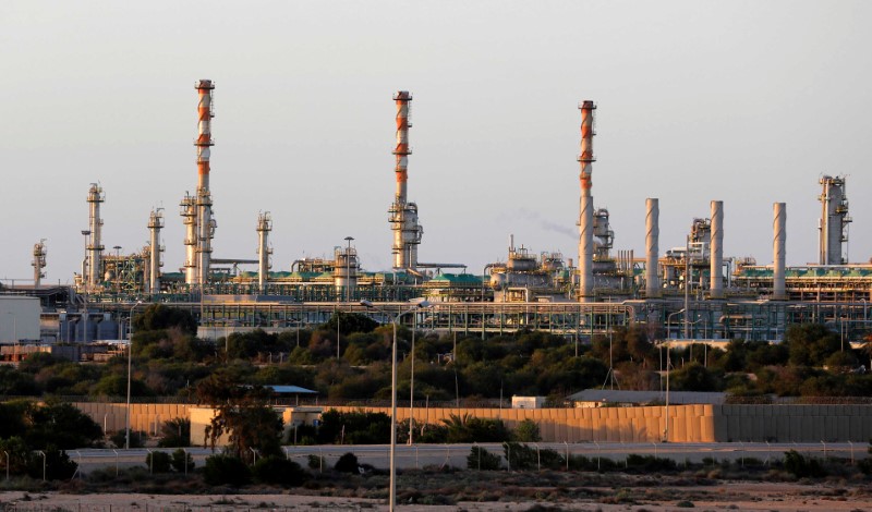 Libyan political, oil and bank heads discuss funds to lift crude output