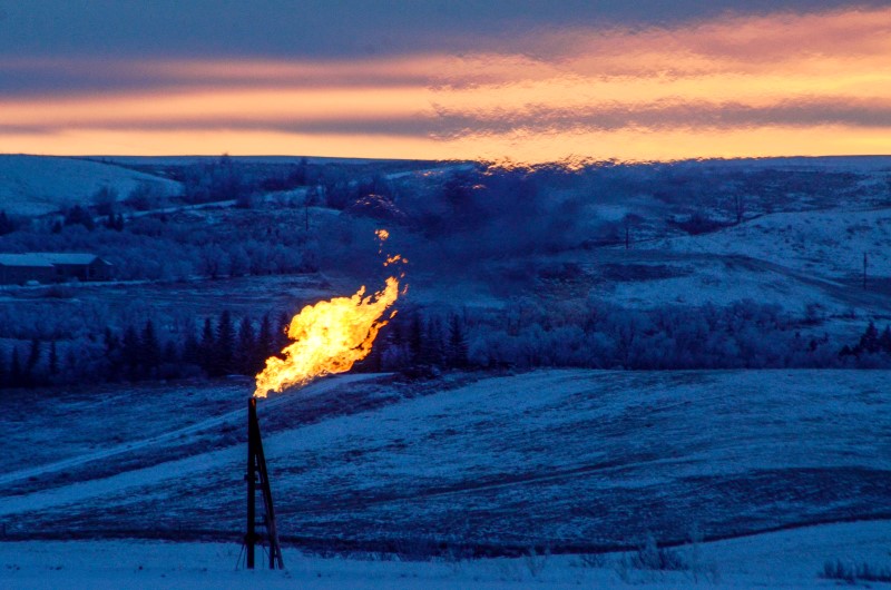 Natural gas down 6%, correcting as potential polar vortex dawns