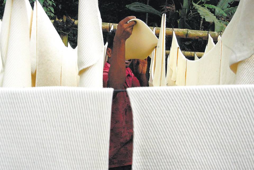 Rubber growers eye a bounce in price