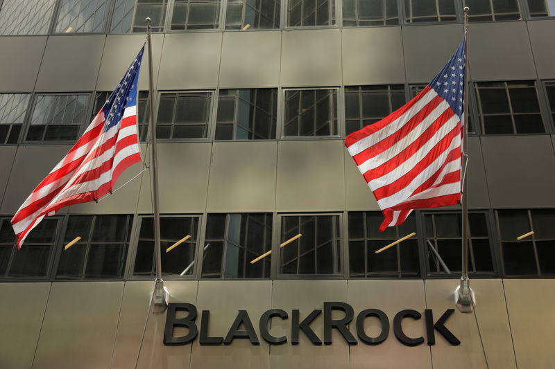 Satellites and blogs: BlackRock to raise game in China stock picking