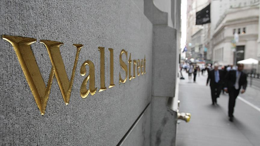 Wall St rallies back with earnings boost