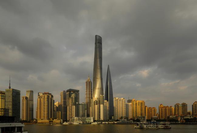 World's Second-Tallest Building Opens With a Whimper After Delay