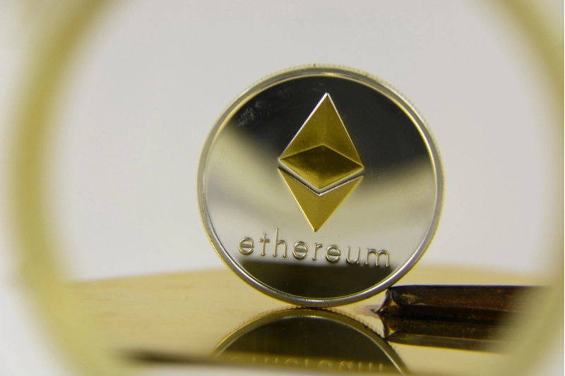 Ethereum Whale Bought 276,592,553,073 SHIB, Is Something Big Coming?