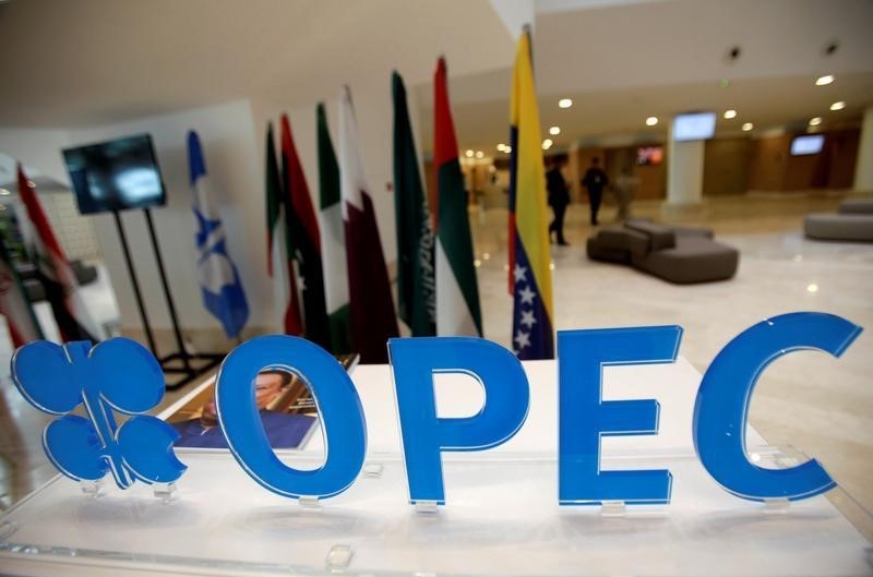 Oil Steadies Near Seven-Year High as OPEC+ Sticks to Output Plan