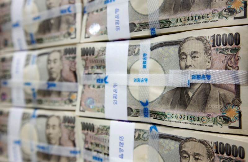 Japan raises assumed interest rate for FY2023/24 debt servicing