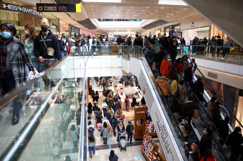 UK retailers warn of pre-Christmas price rises