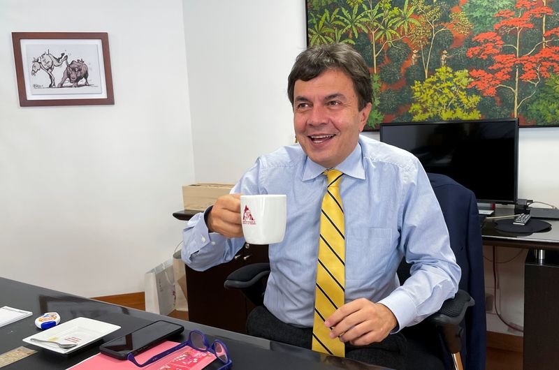 New lockdowns due to Omicron would threaten coffee industry -Colombia coffee chief