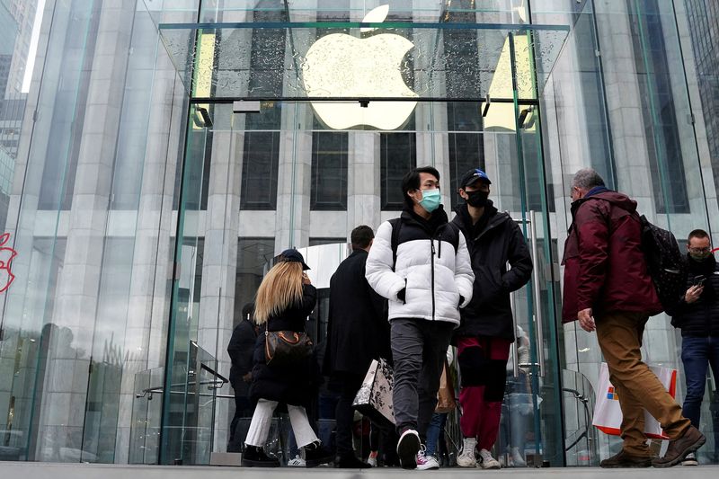 Apple delays return to office indefinitely - Bloomberg News