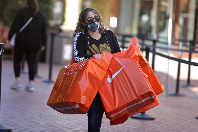 U.S. consumer sentiment sours in early January to second lowest level in decade
