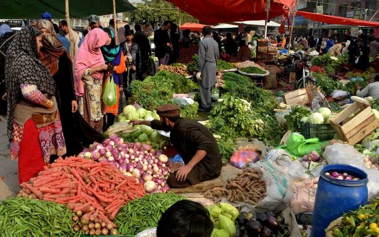 Peshawar: prices of essential food items show rising trend