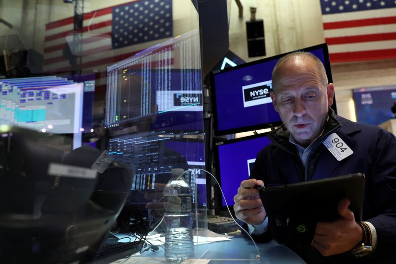 Stock Market Today: Dow Slumps as Growth Suffers Beatdown; Inflation Data Eyed