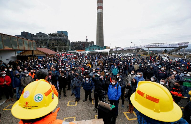 Chile's Codelco to close Ventanas smelter