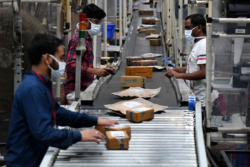 India lines up banks for e-commerce effort to take on Amazon, Walmart