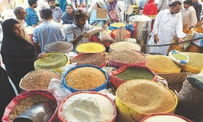 Prices of essential food items remain on higher side in Peshawar