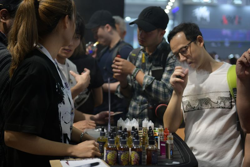 China to impose consumption tax on e-cigarettes from November