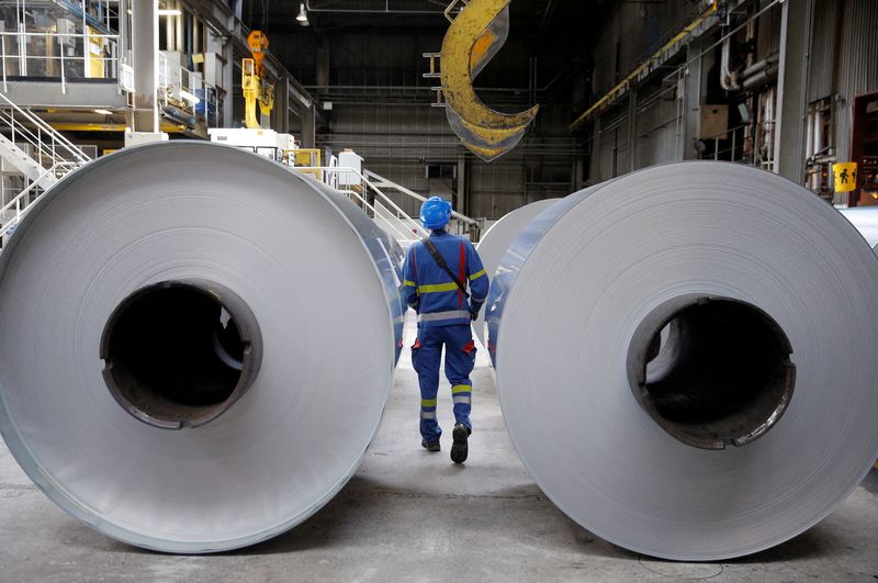 Russia may build alumina plant to cut costly dependence on China