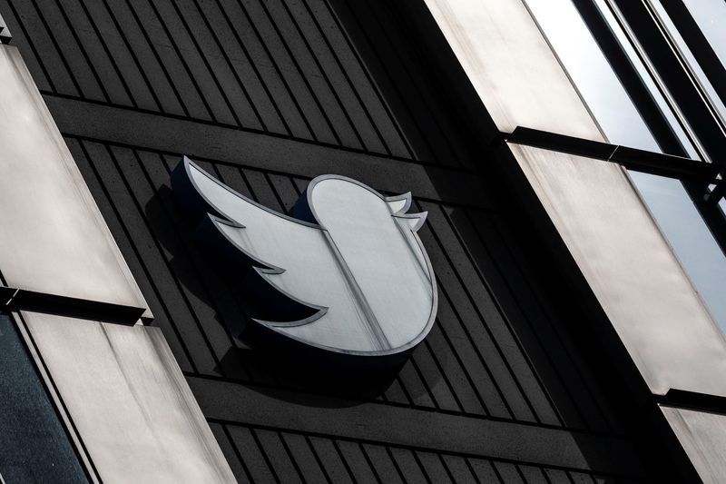Twitter to start layoffs on Friday - internal email