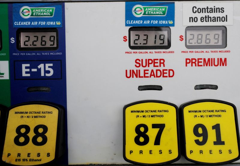 U.S. EPA considering expanding Midwest E15 gasoline sales -sources