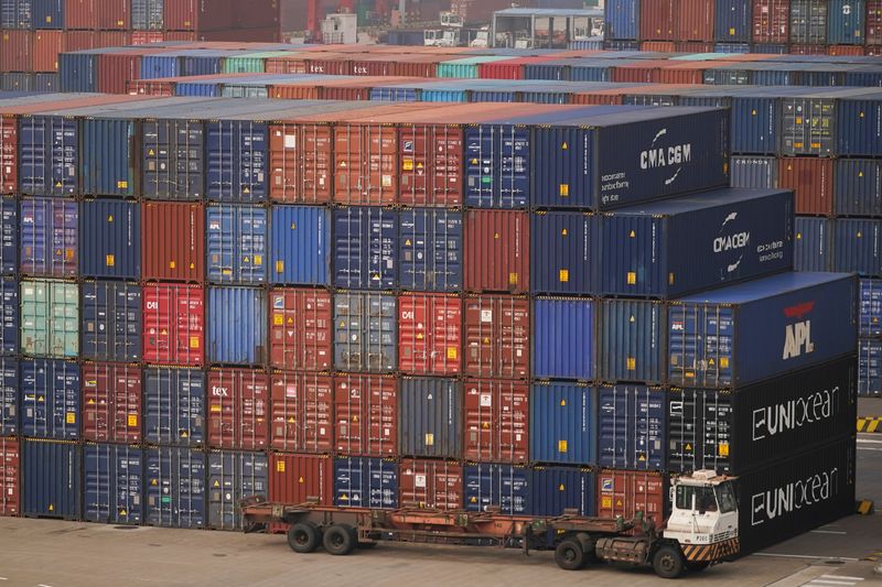 China to adjust trade tariffs on some goods from Jan 1