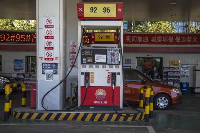 Chinese Oil Demand Faces Bumpy Road to Recovery as Covid Curbs Ease