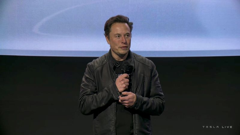 Musk cashes out another .6 billion in Tesla stock