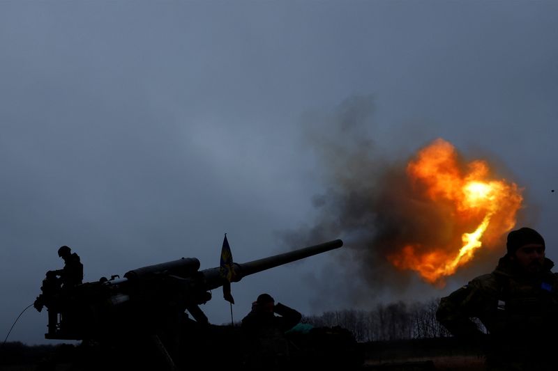 Russia retaliates on oil price cap as eastern Ukraine sees heavy fighting