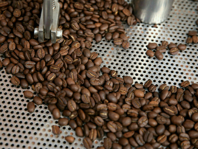 Uganda coffee exports in November drop 15%, hurt by drought