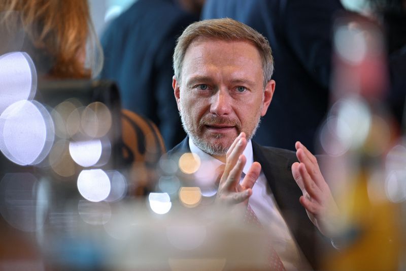 German finance ministry steps up 2024 budget pressure on ministries