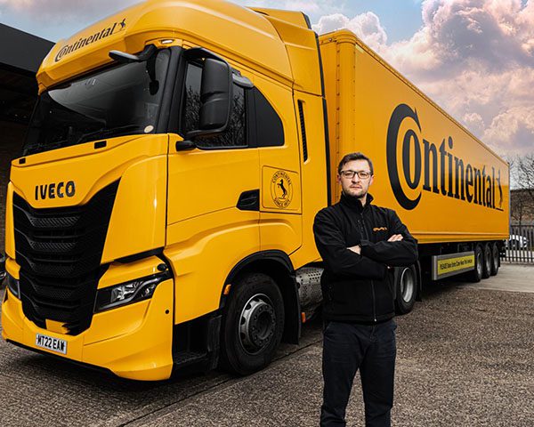 Regrooving Q&A: Continental Calls on CV Operators To Regroove Safely and Effectively