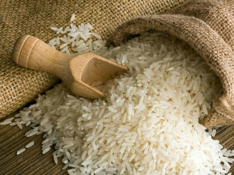 India allows exports of non-basmati white rice trapped at ports